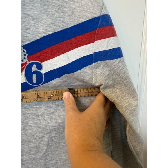 Philadelphia 76ers Basketball LS Scallop Grey Hooded Sweatshirt - Women Size Med - Picture 11 of 11
